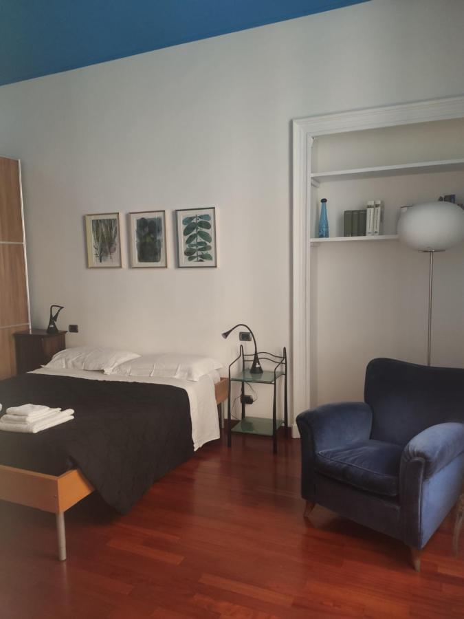 Appartamento Su Cortile Magico Turín Exterior foto