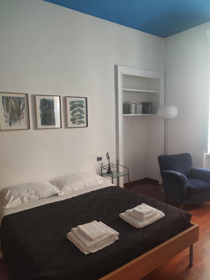 Appartamento Su Cortile Magico Turín Exterior foto