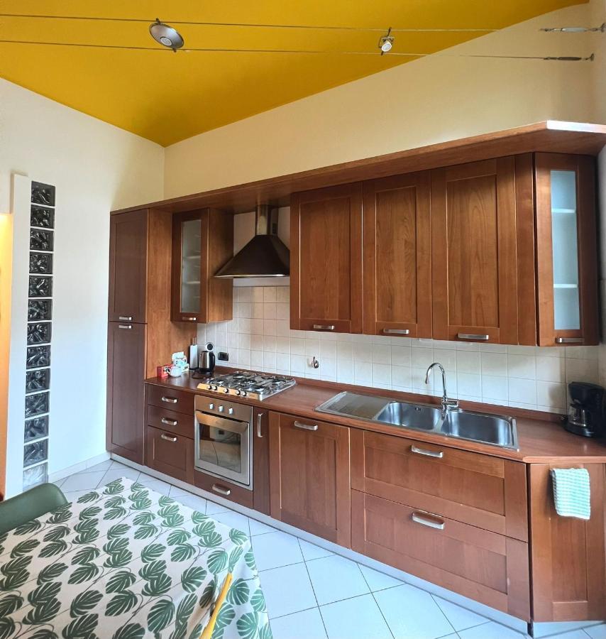Appartamento Su Cortile Magico Turín Exterior foto
