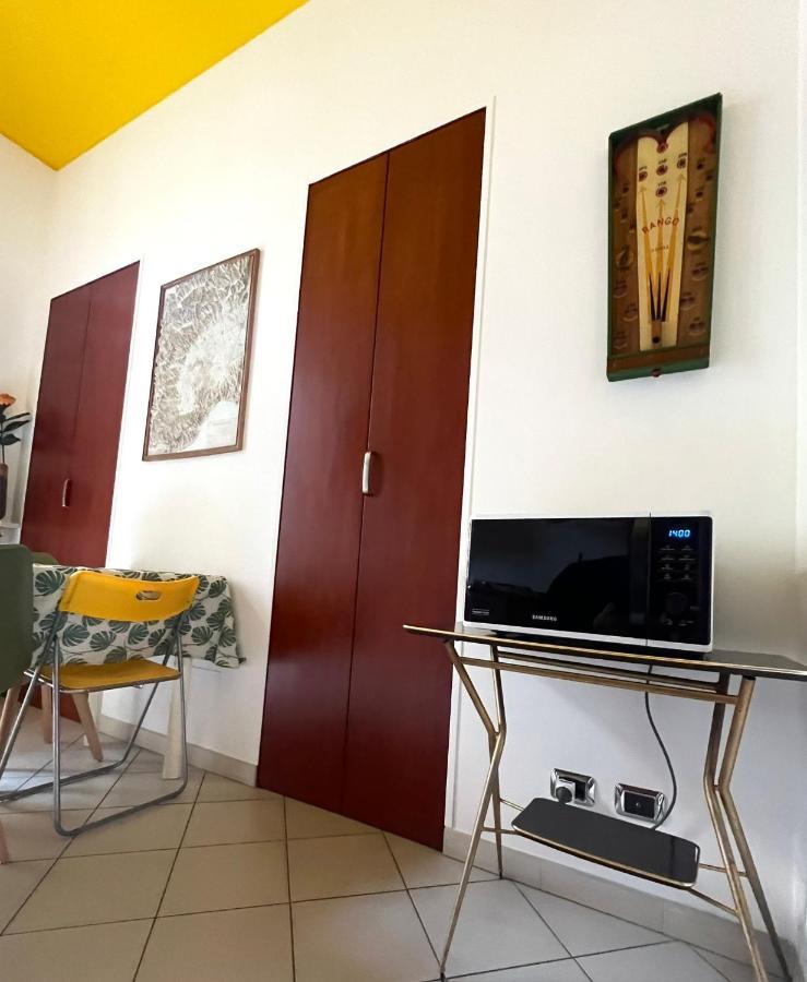 Appartamento Su Cortile Magico Turín Exterior foto