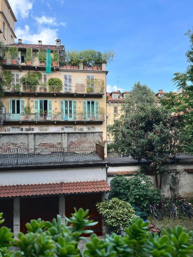Appartamento Su Cortile Magico Turín Exterior foto