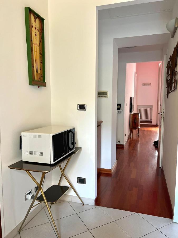 Appartamento Su Cortile Magico Turín Exterior foto